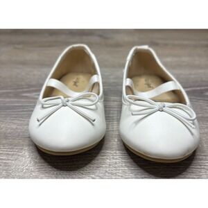 Cat & Jack Toddler Girls White Flat Shoes Slip On Size 9